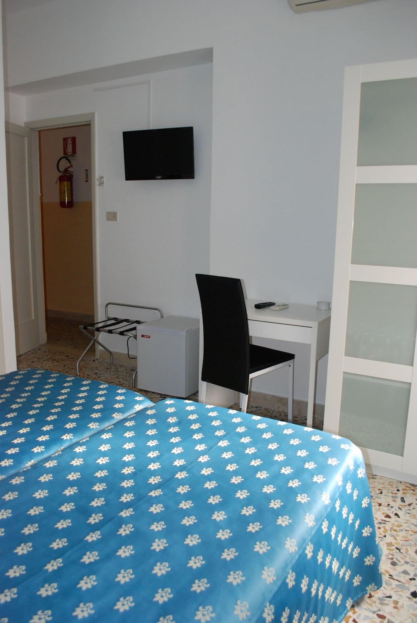 Maniel Beach Hotel Letoianni Exterior foto