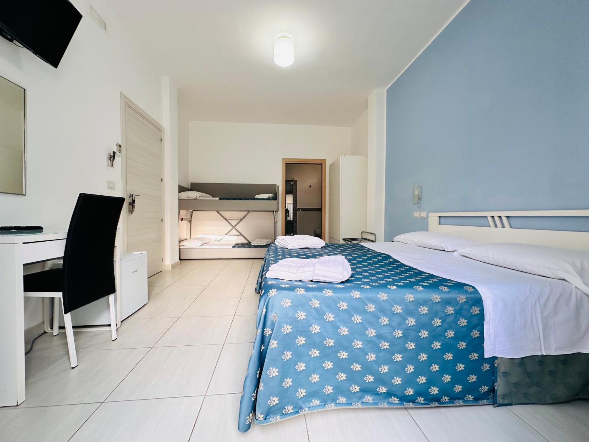 Maniel Beach Hotel Letoianni Exterior foto