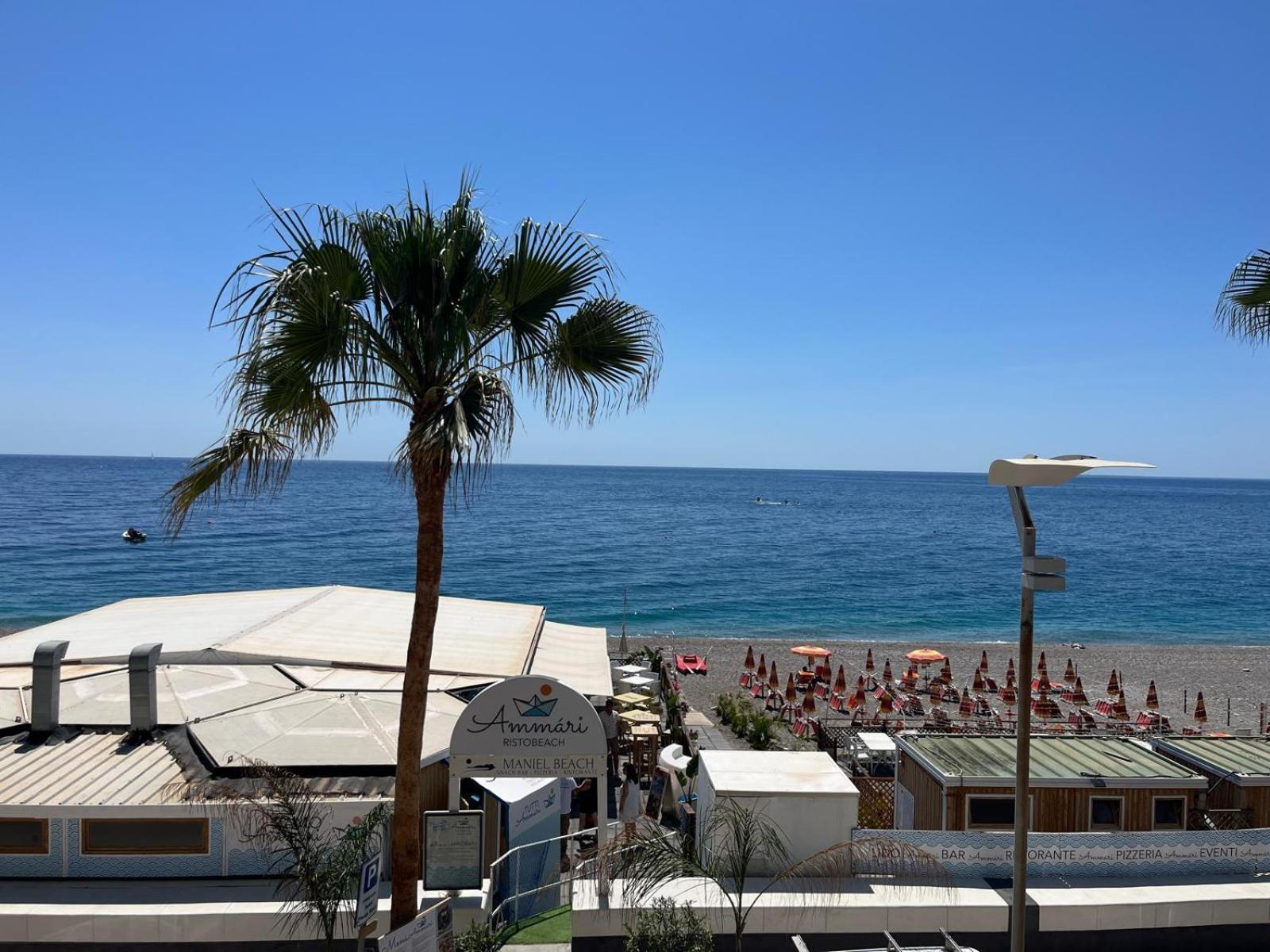 Maniel Beach Hotel Letoianni Exterior foto