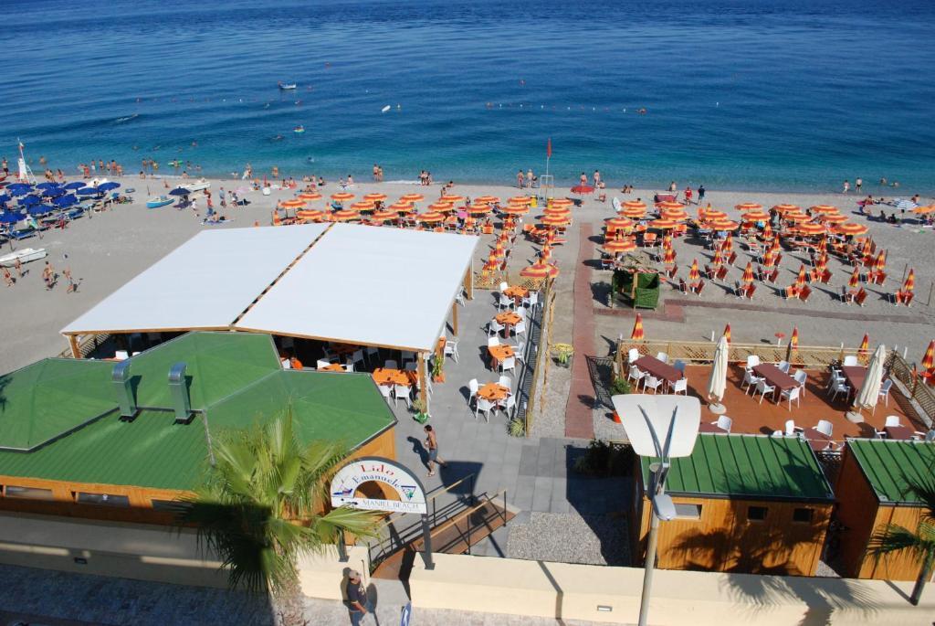 Maniel Beach Hotel Letoianni Exterior foto