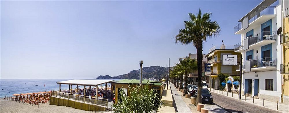 Maniel Beach Hotel Letoianni Exterior foto